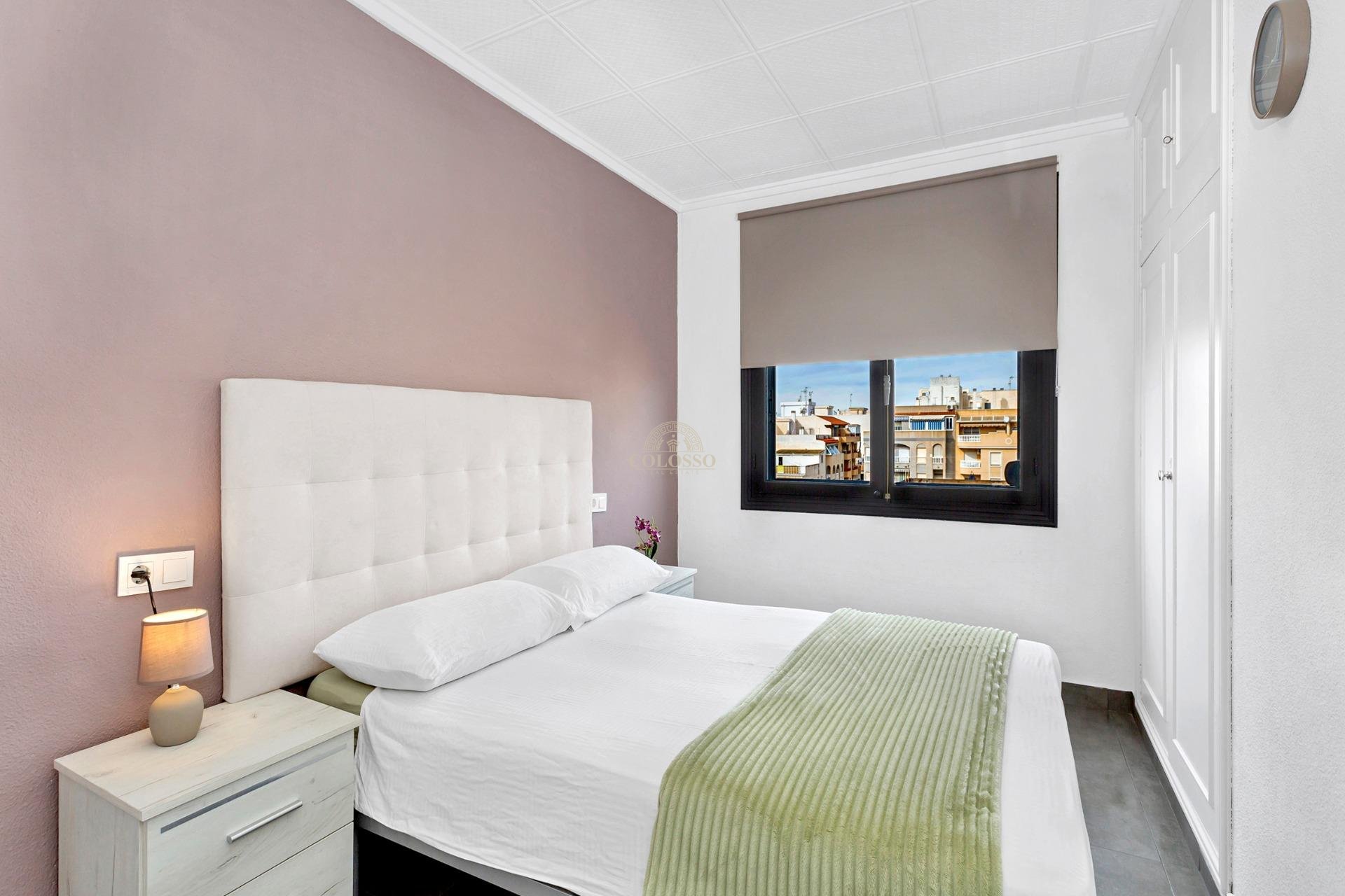 Resale - Apartamento -
Torrevieja - Centro