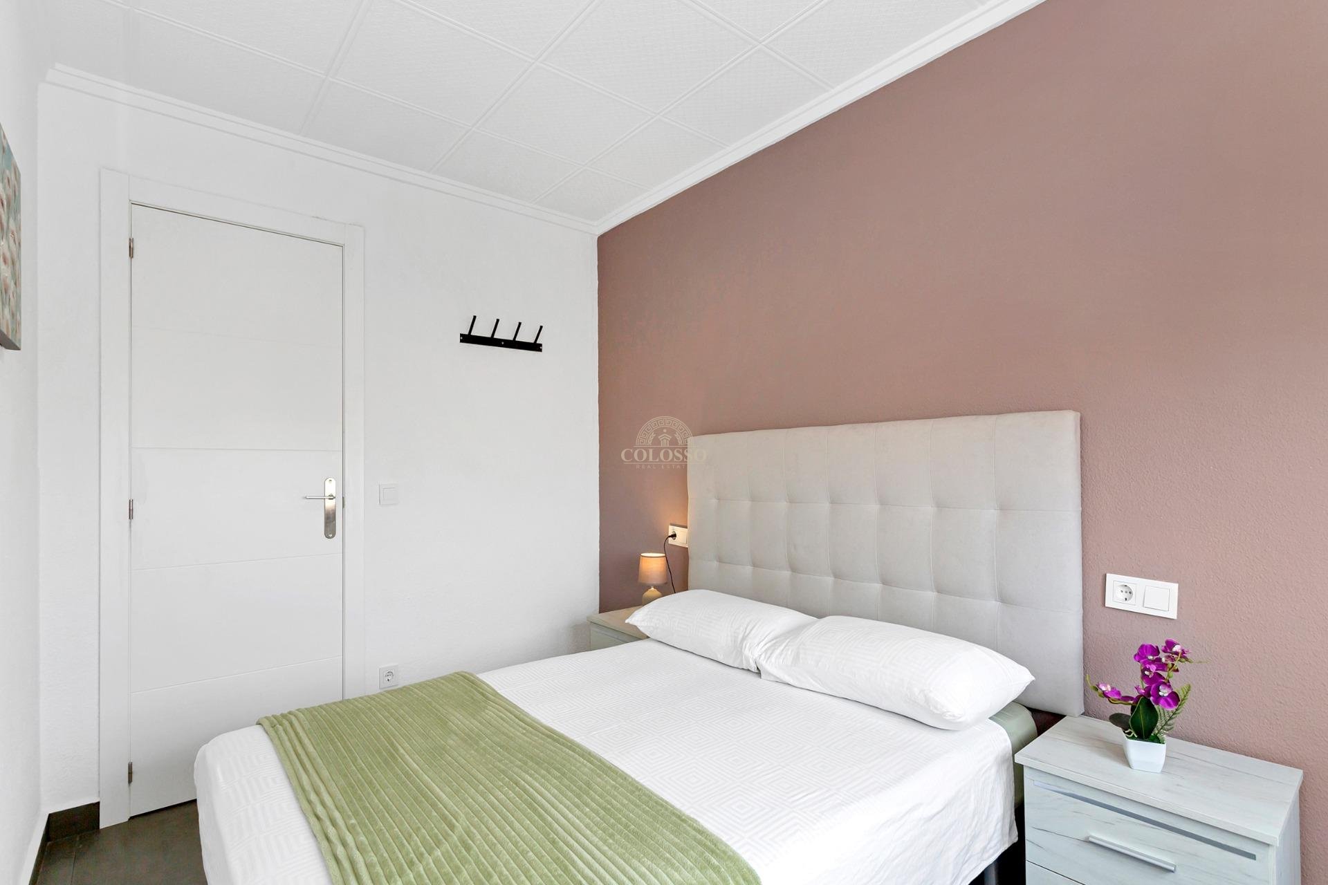 Resale - Apartamento -
Torrevieja - Centro