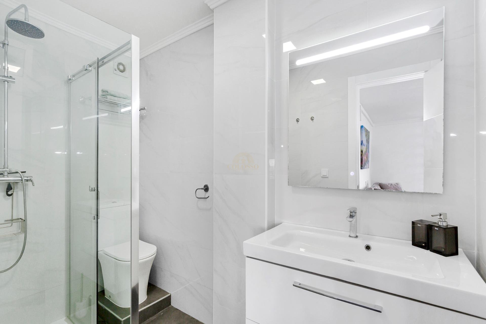 Resale - Apartamento -
Torrevieja - Centro