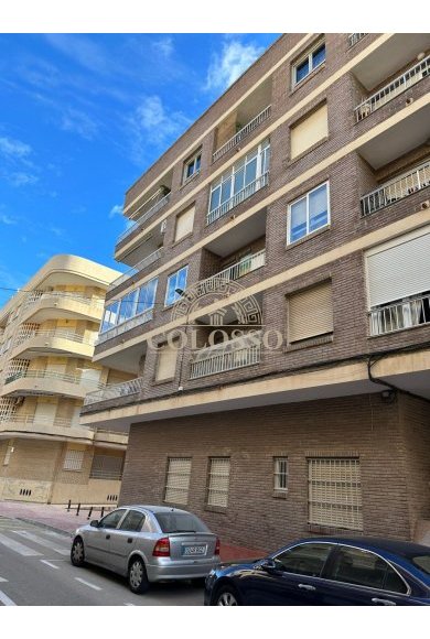 Resale - Apartamento -
Torrevieja - La Mata