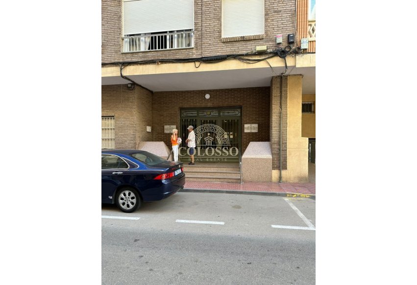 Resale - Apartamento -
Torrevieja - La Mata
