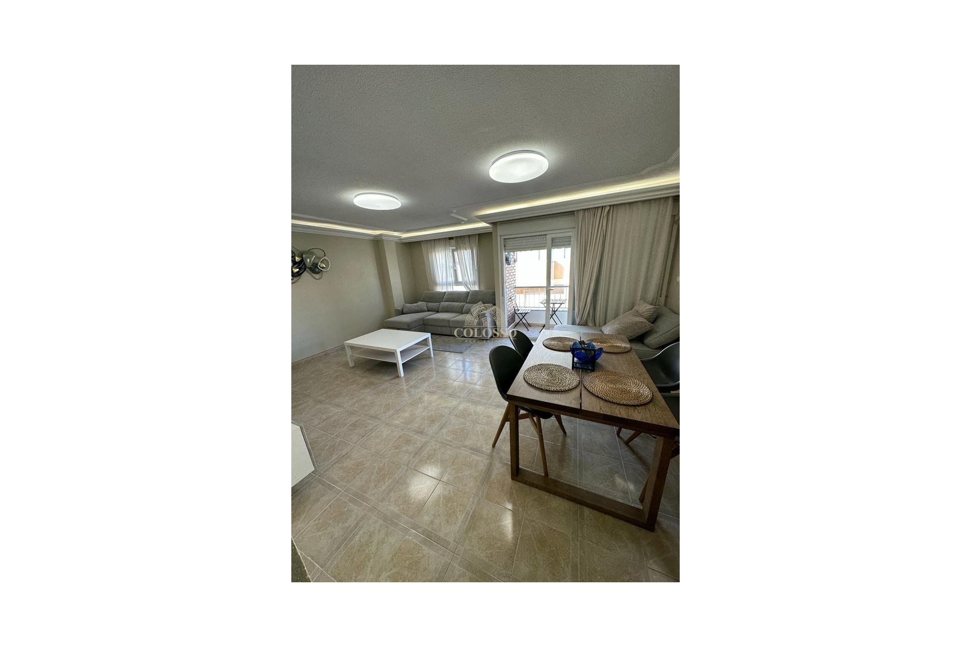 Resale - Apartamento -
Torrevieja - La Mata