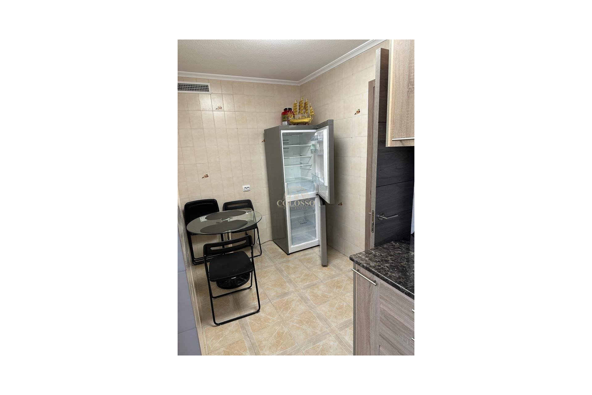 Resale - Apartamento -
Torrevieja - La Mata