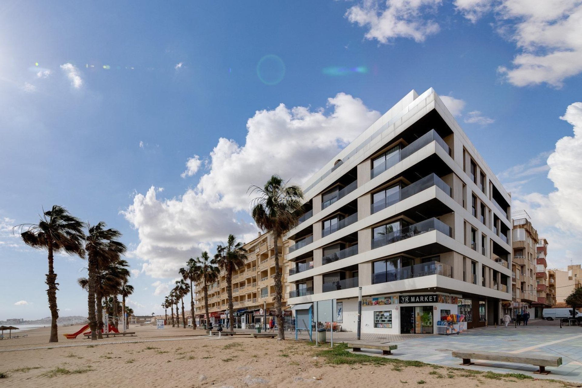 Resale - Apartamento -
Torrevieja - La Mata