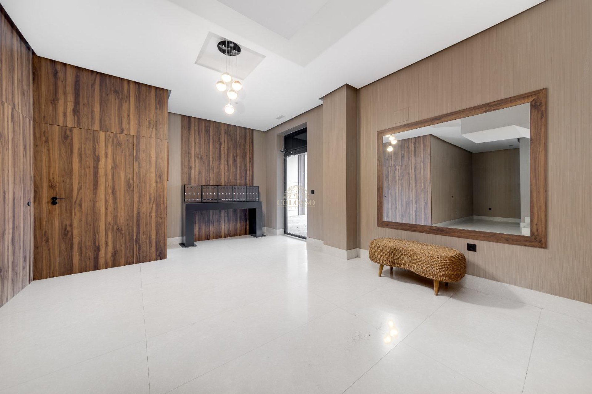 Resale - Apartamento -
Torrevieja - La Mata
