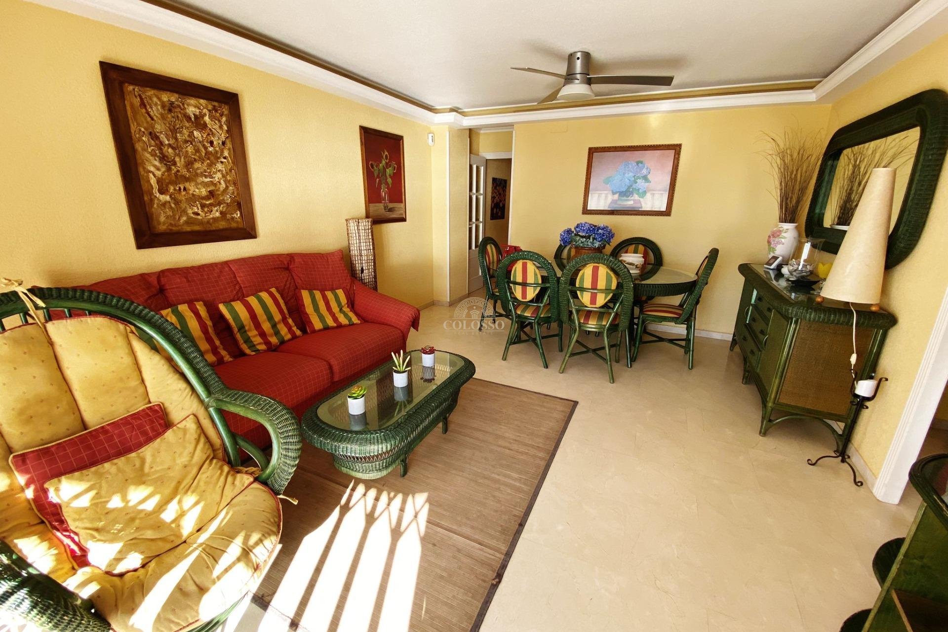 Resale - Apartamento -
Torrevieja - Paseo maritimo