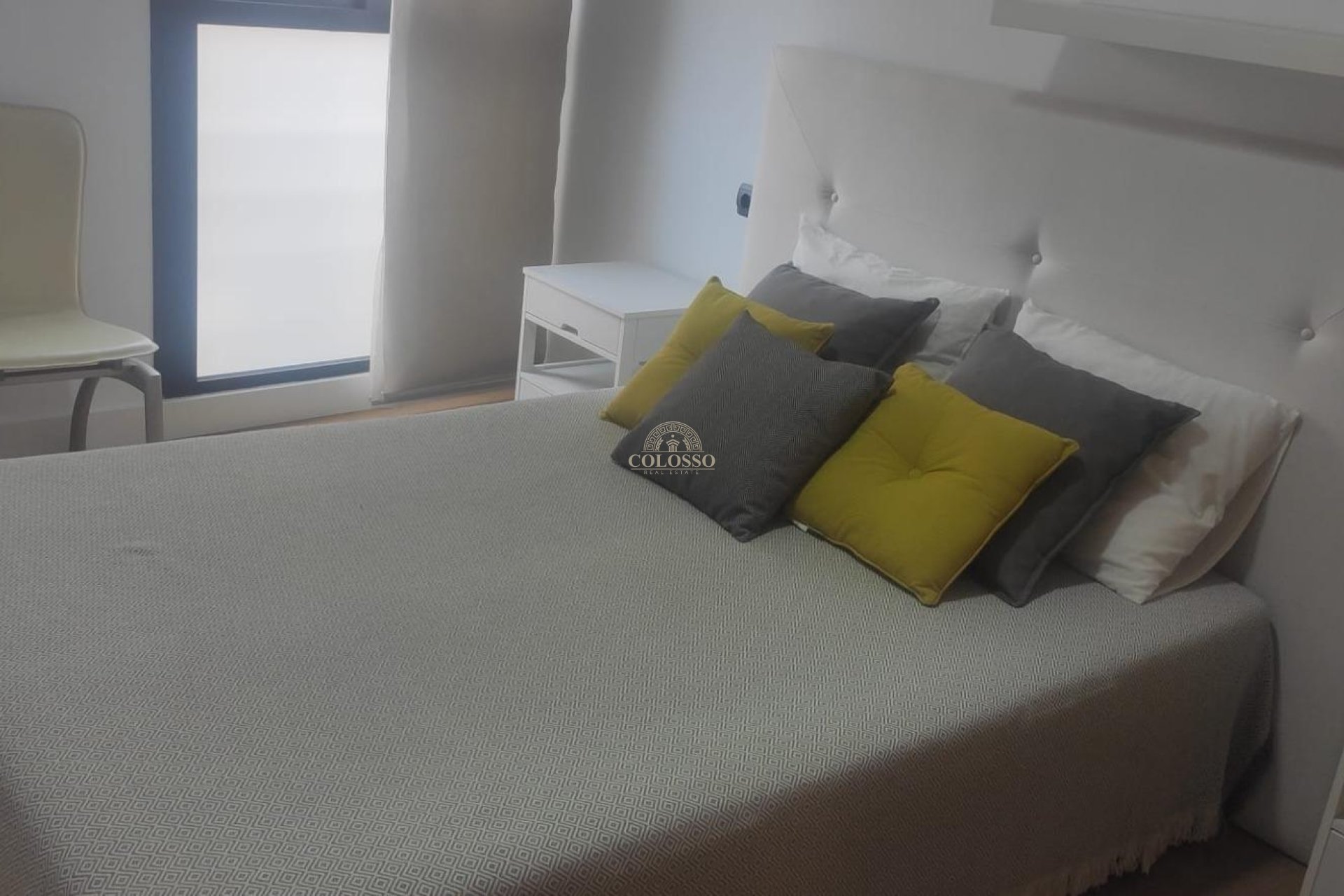 Resale - Apartamento -
Torrevieja - Puerto