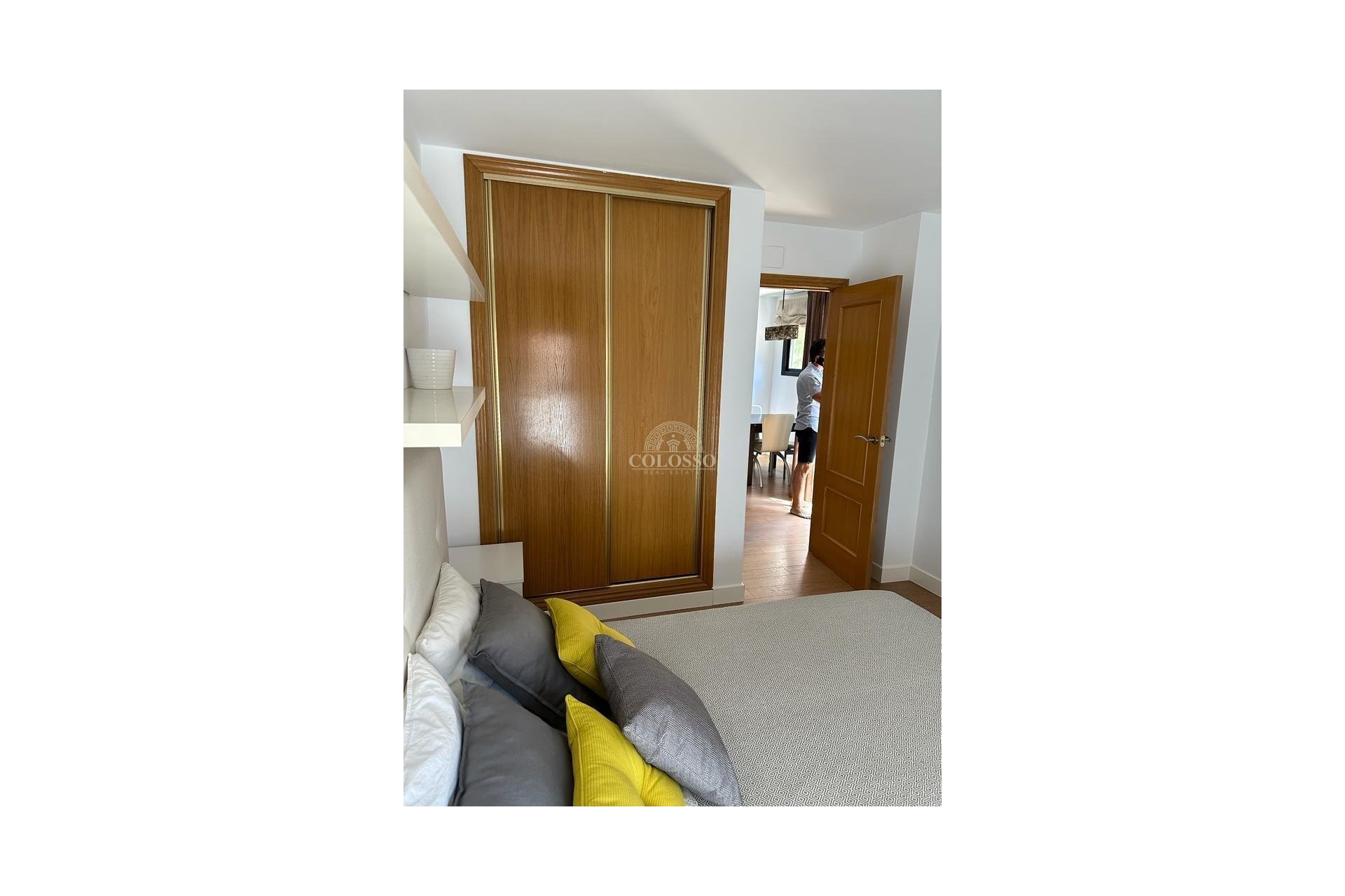Resale - Apartamento -
Torrevieja - Puerto