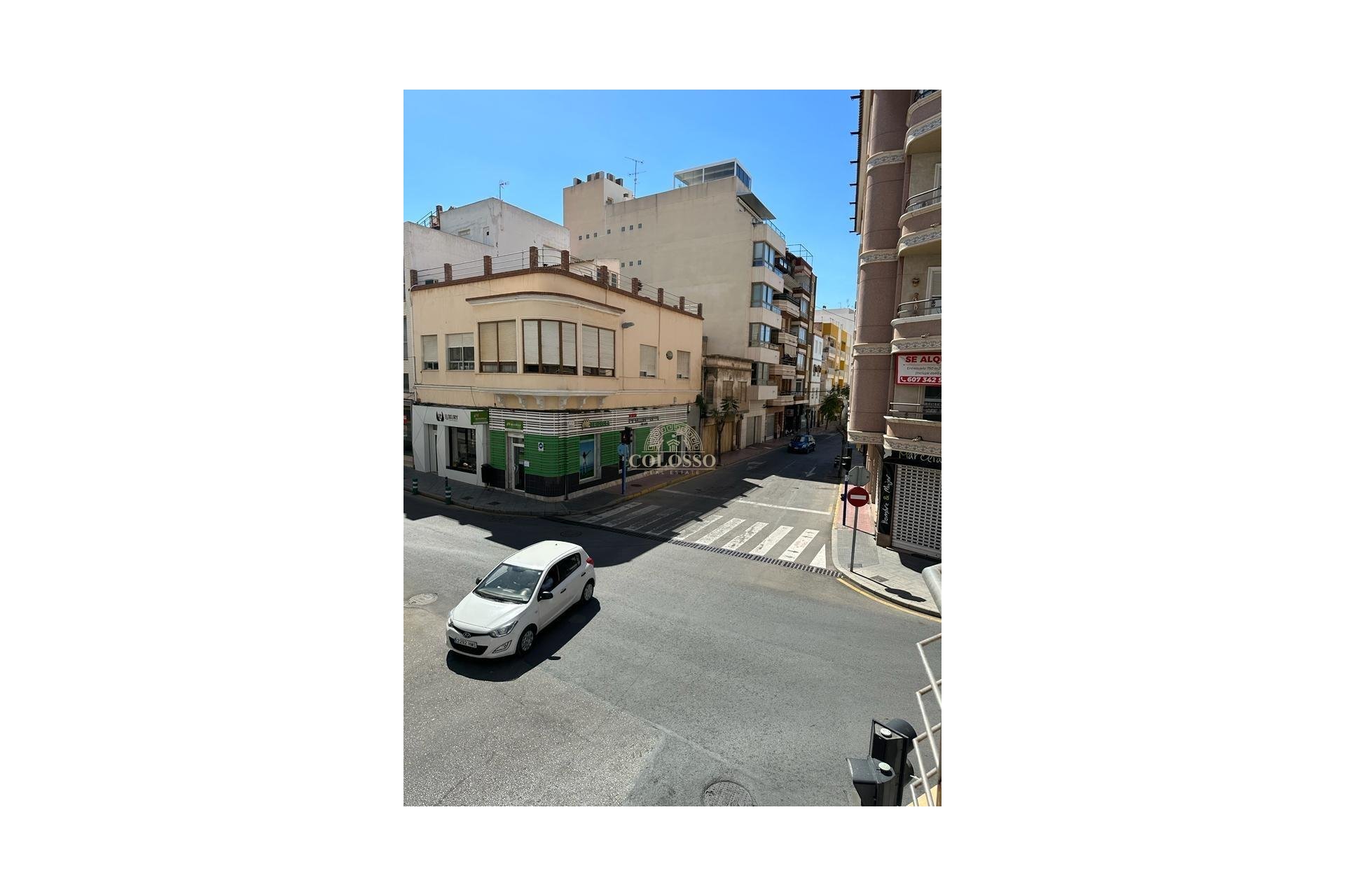 Resale - Apartamento -
Torrevieja - Puerto