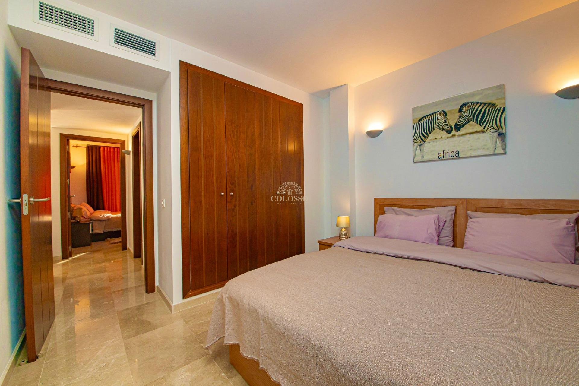 Resale - Apartamento -
Torrevieja - Punta prima