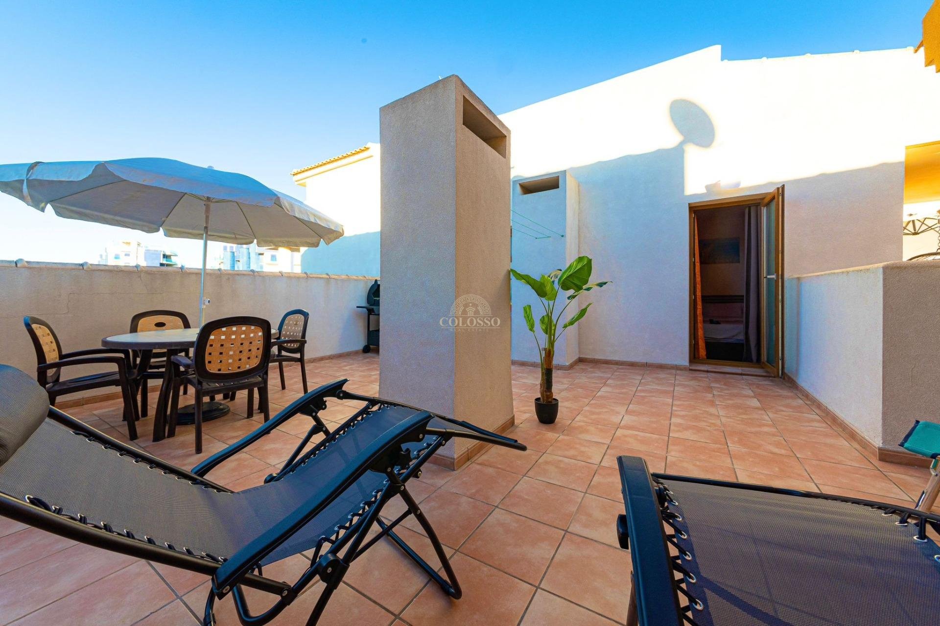 Resale - Apartamento -
Torrevieja - Punta prima