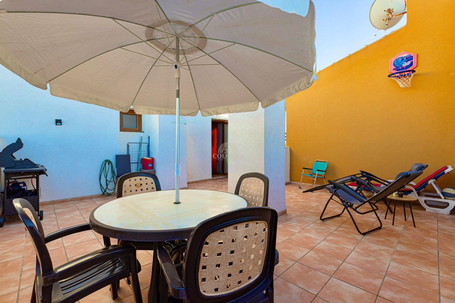 Resale - Apartamento -
Torrevieja - Punta prima