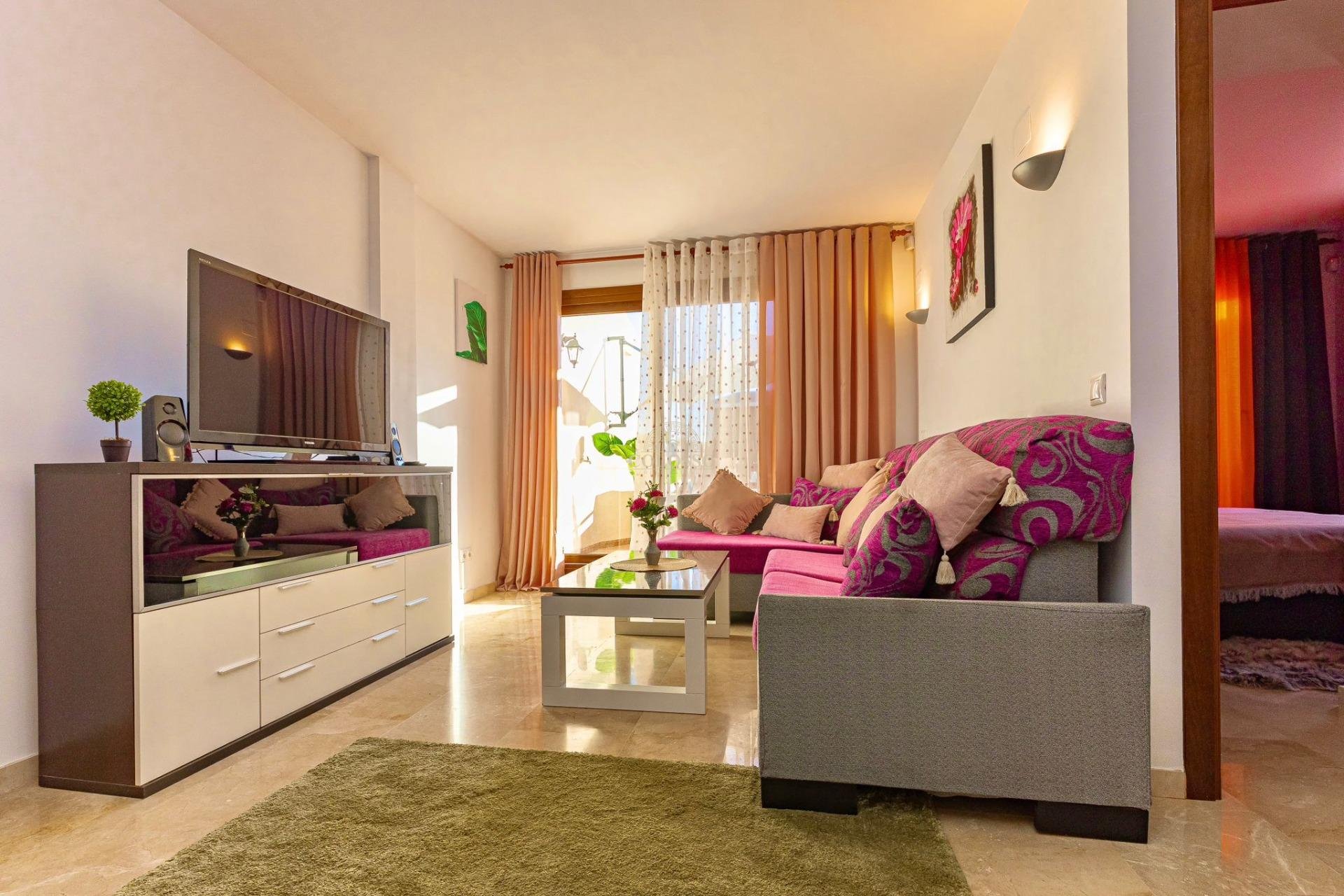 Resale - Apartamento -
Torrevieja - Punta prima