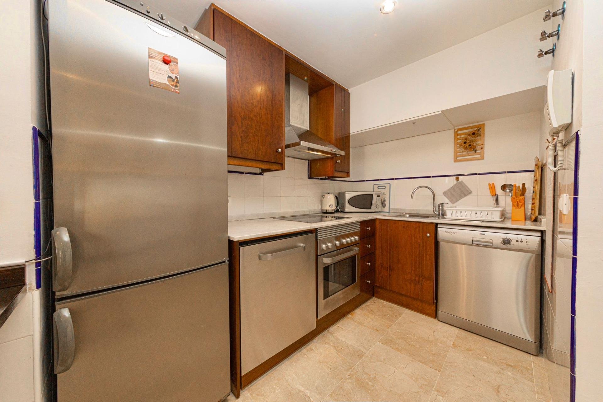 Resale - Apartamento -
Torrevieja - Punta prima