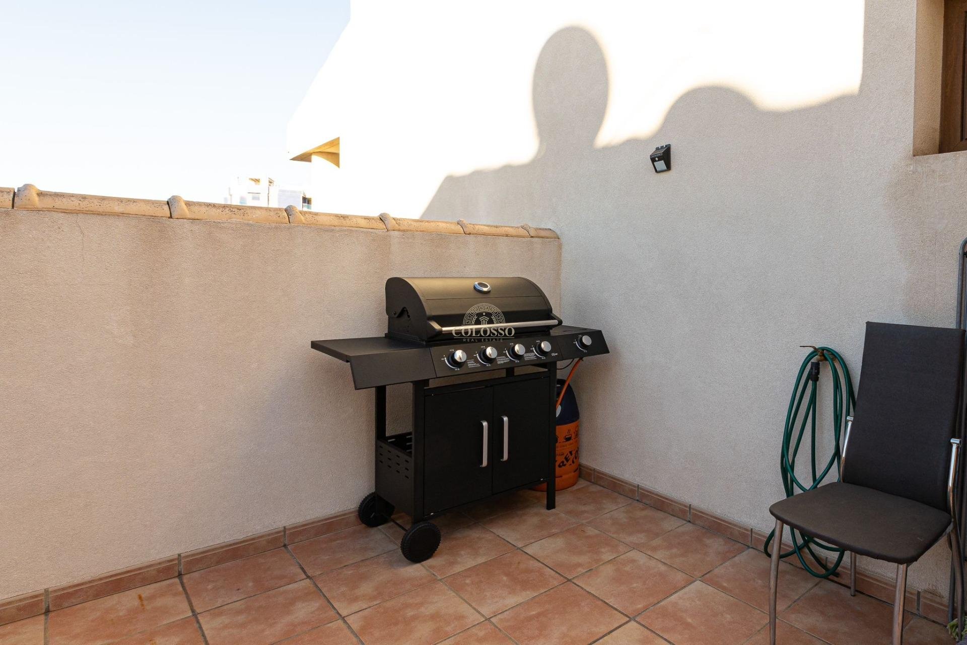 Resale - Apartamento -
Torrevieja - Punta prima