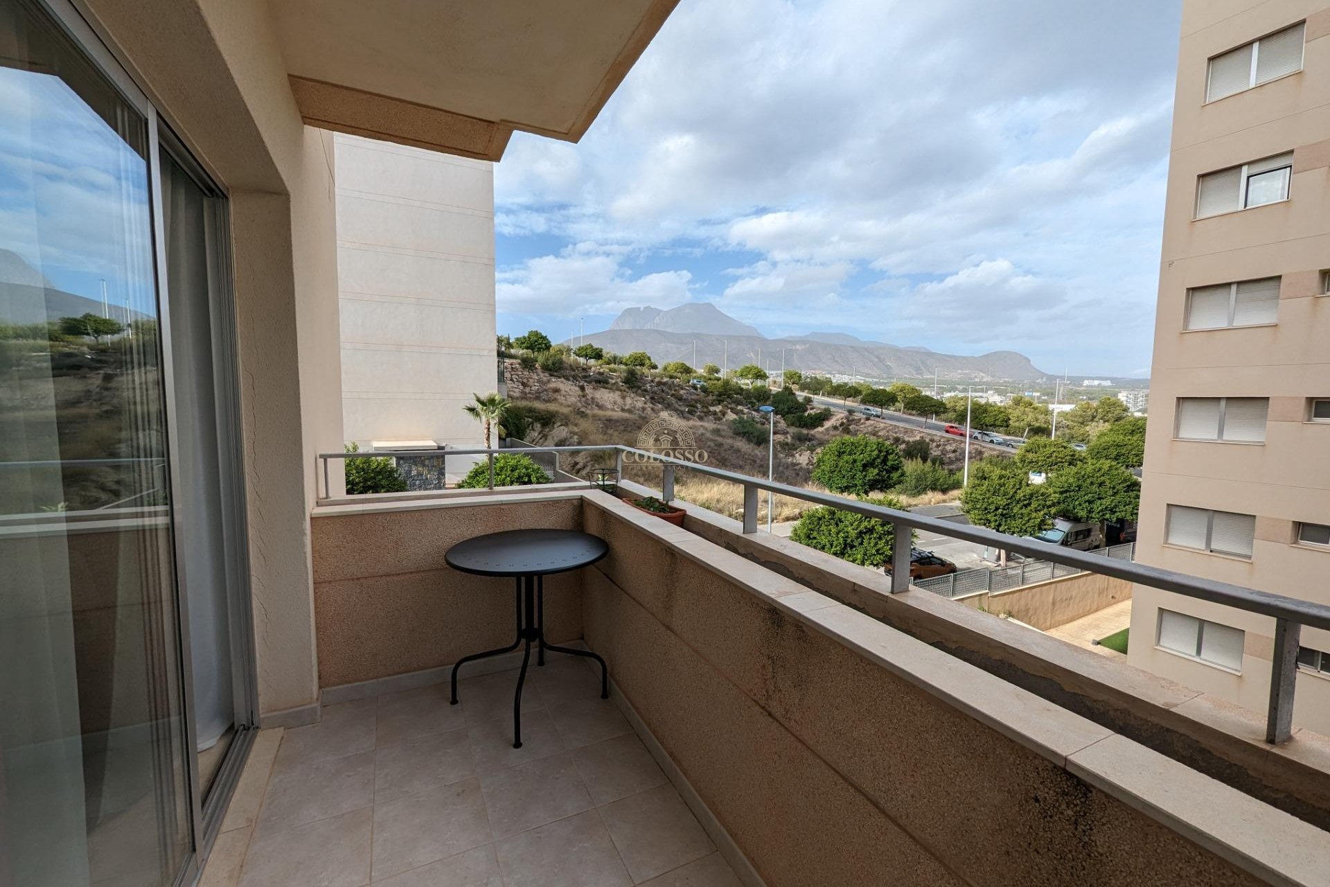 Resale - Apartamento -
Villajoyosa - Cala de finestrat