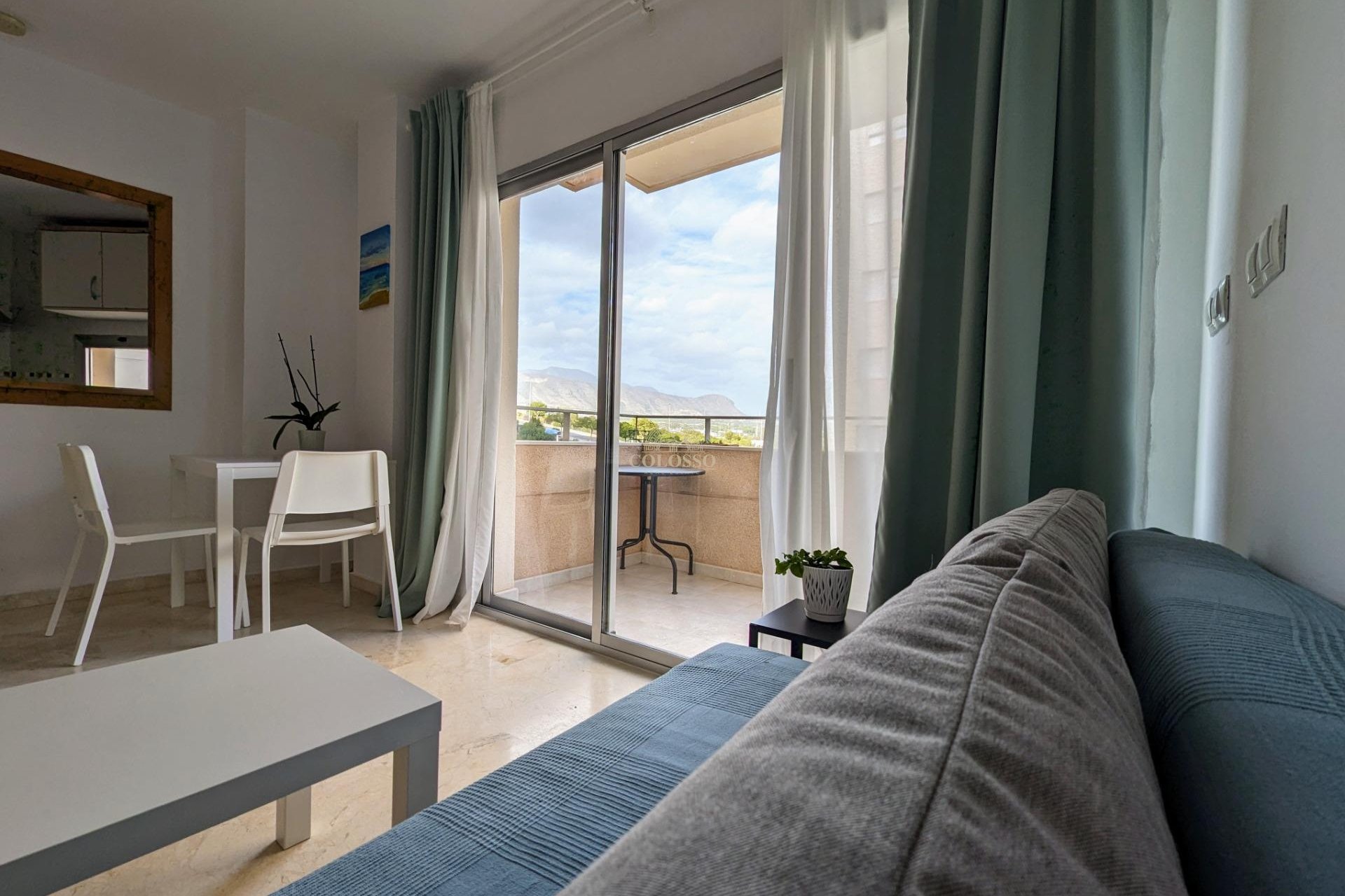 Resale - Apartamento -
Villajoyosa - Cala de finestrat