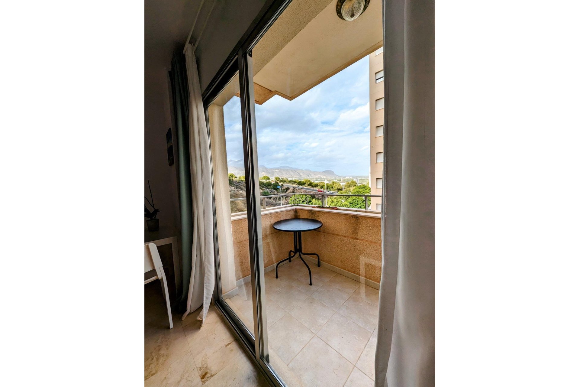 Resale - Apartamento -
Villajoyosa - Cala de finestrat