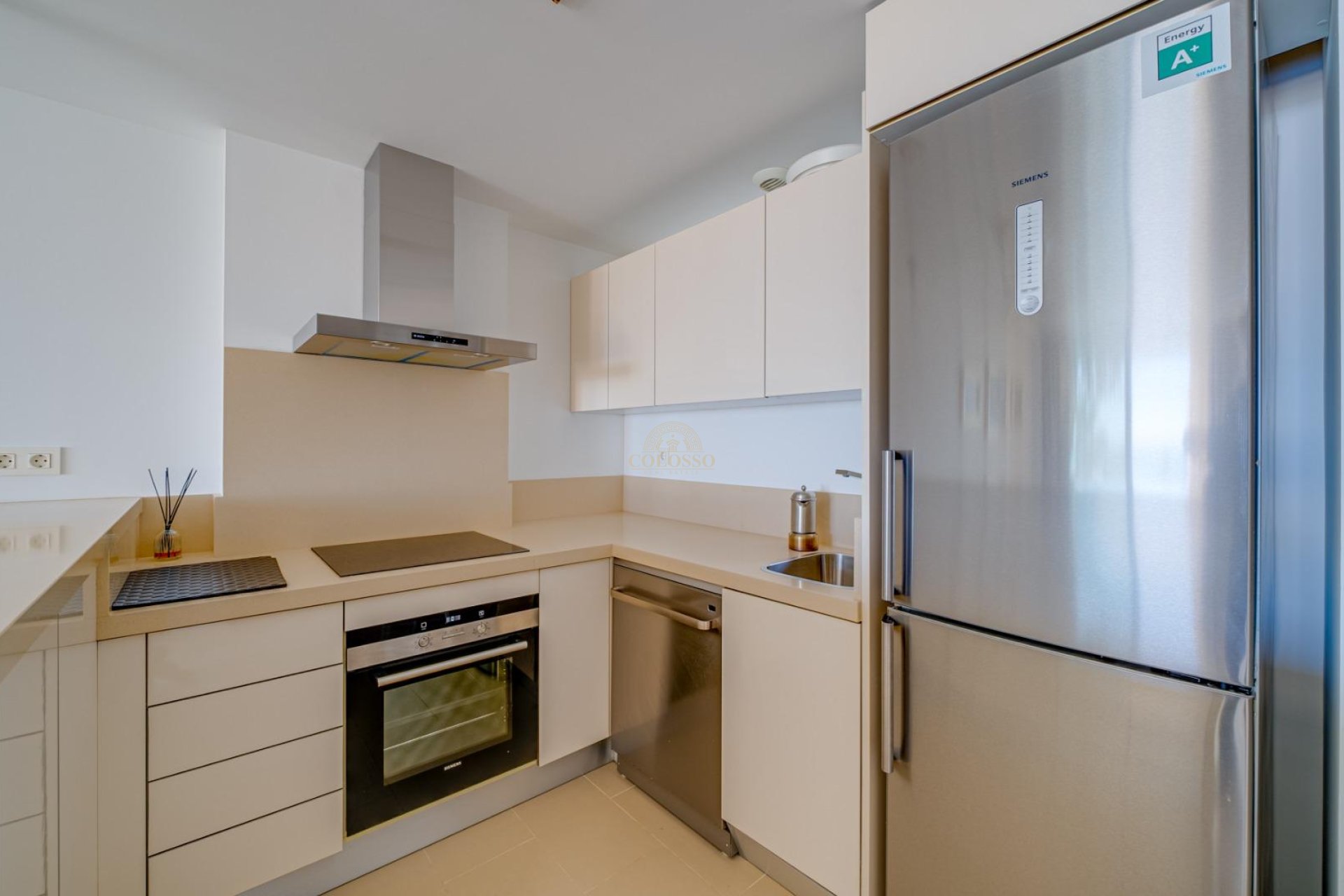 Resale - Apartamento -
Villajoyosa - Paraiso