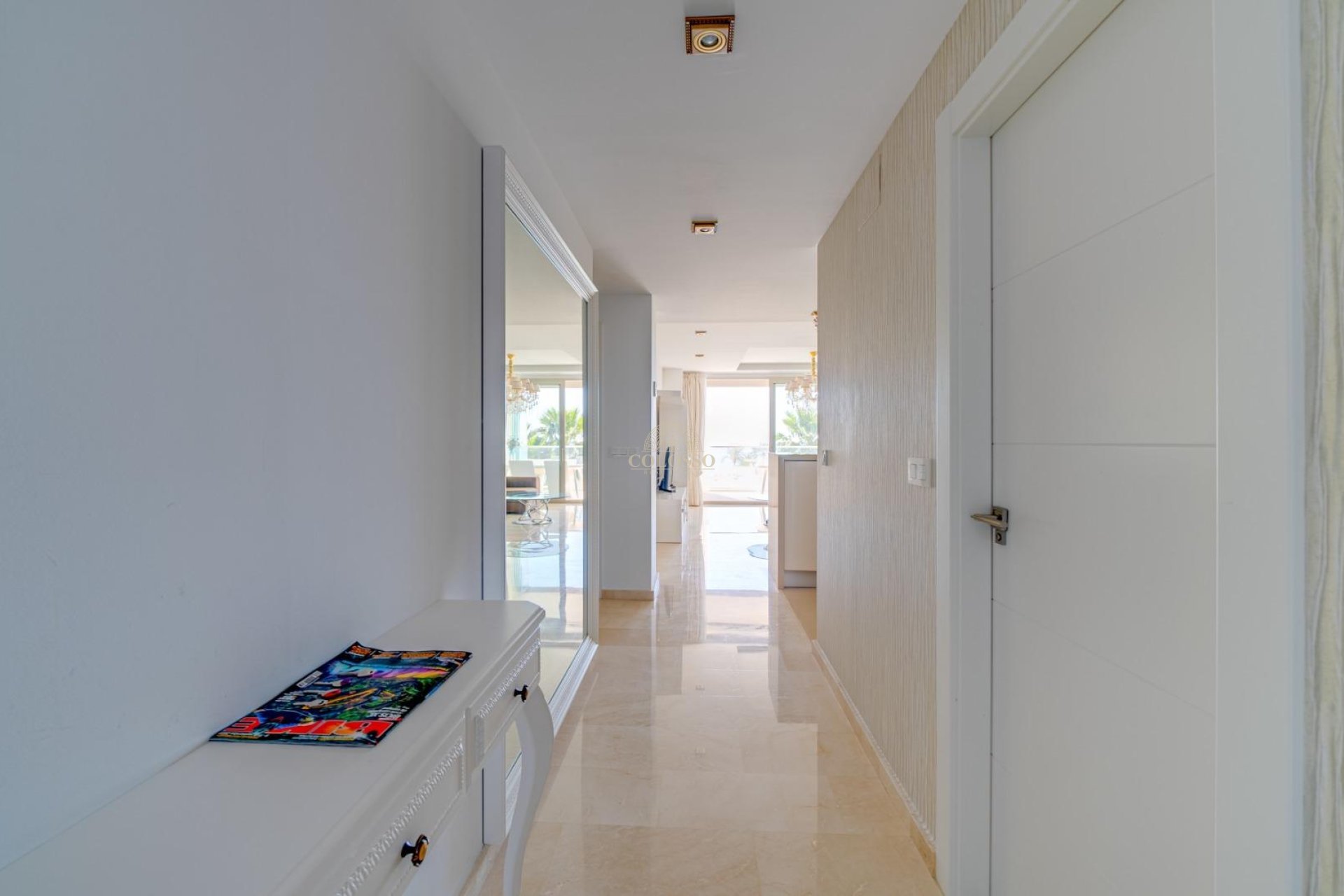 Resale - Apartamento -
Villajoyosa - Paraiso