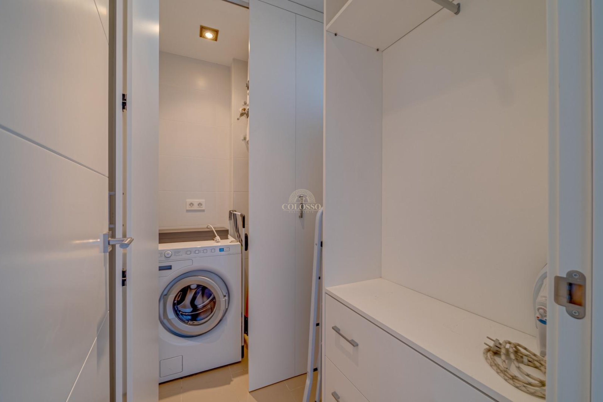 Resale - Apartamento -
Villajoyosa - Paraiso