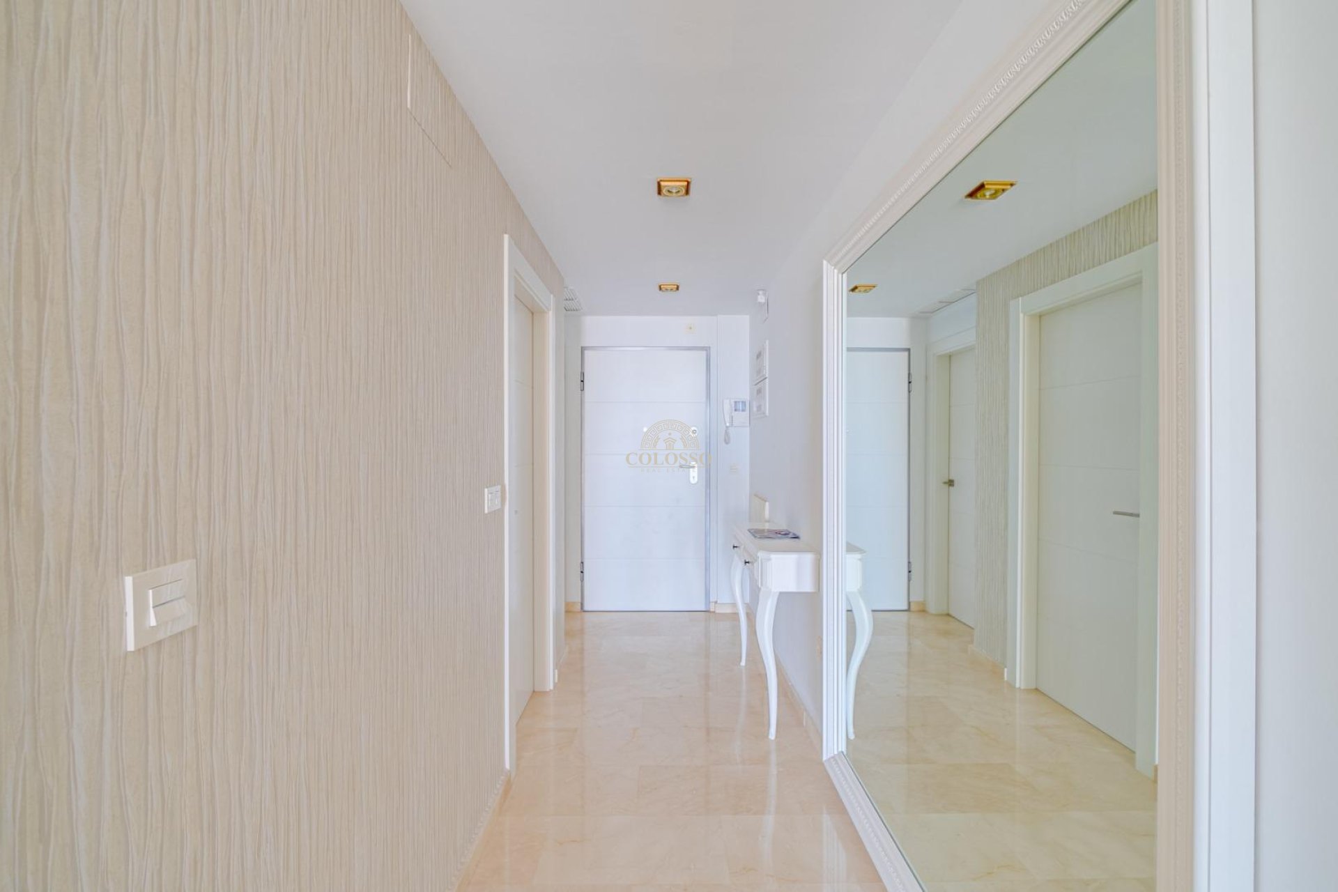 Resale - Apartamento -
Villajoyosa - Paraiso