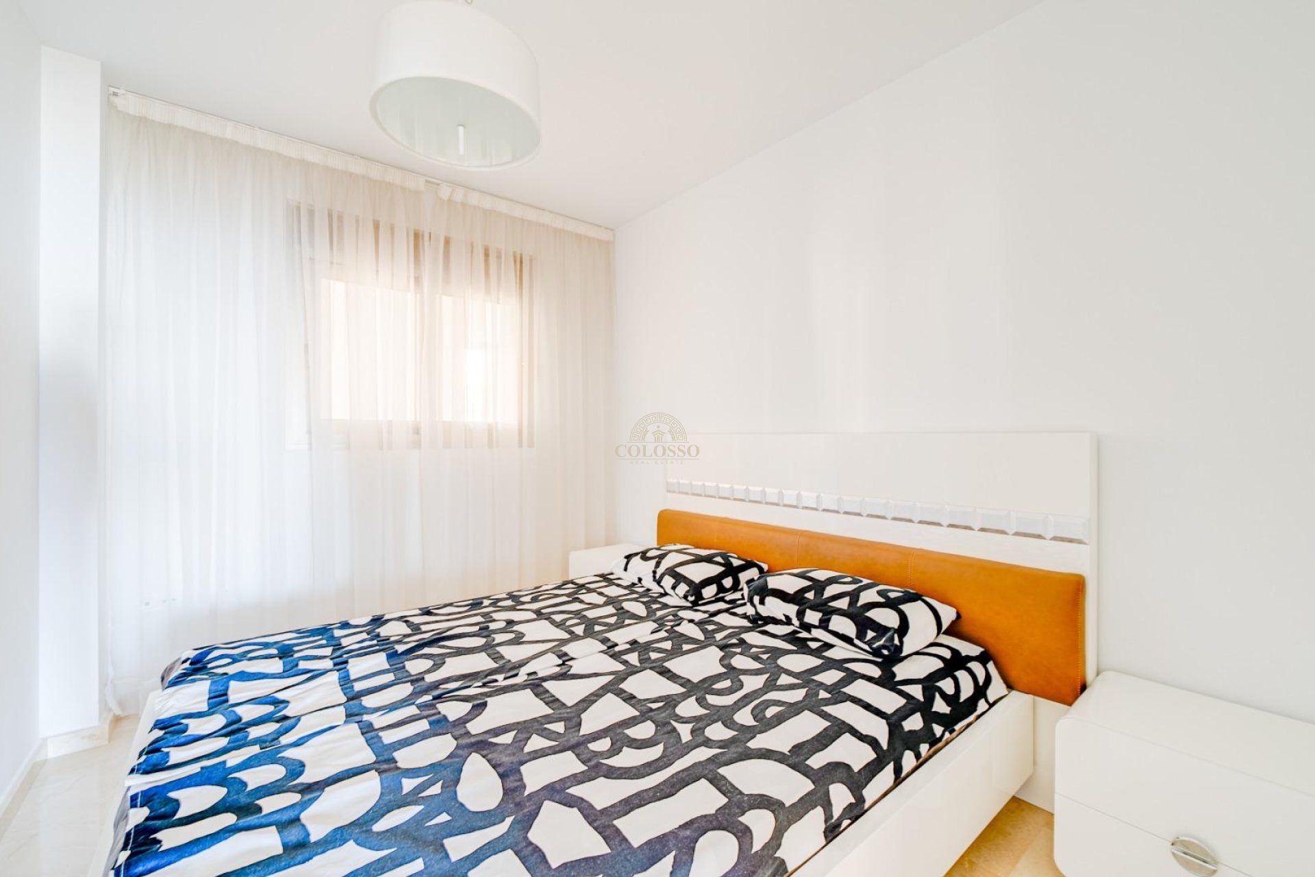 Resale - Apartamento -
Villajoyosa - Paraiso