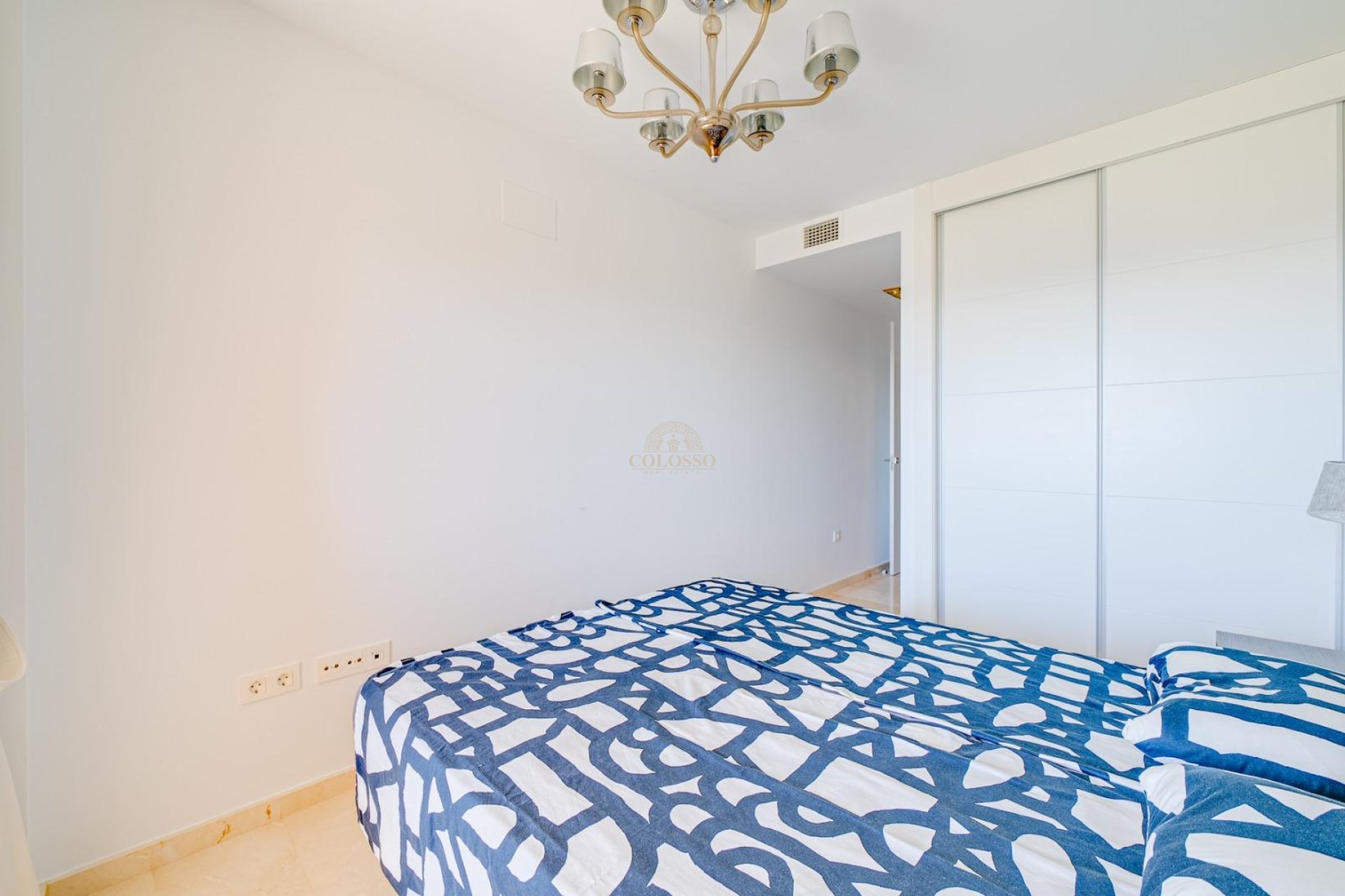 Resale - Apartamento -
Villajoyosa - Paraiso