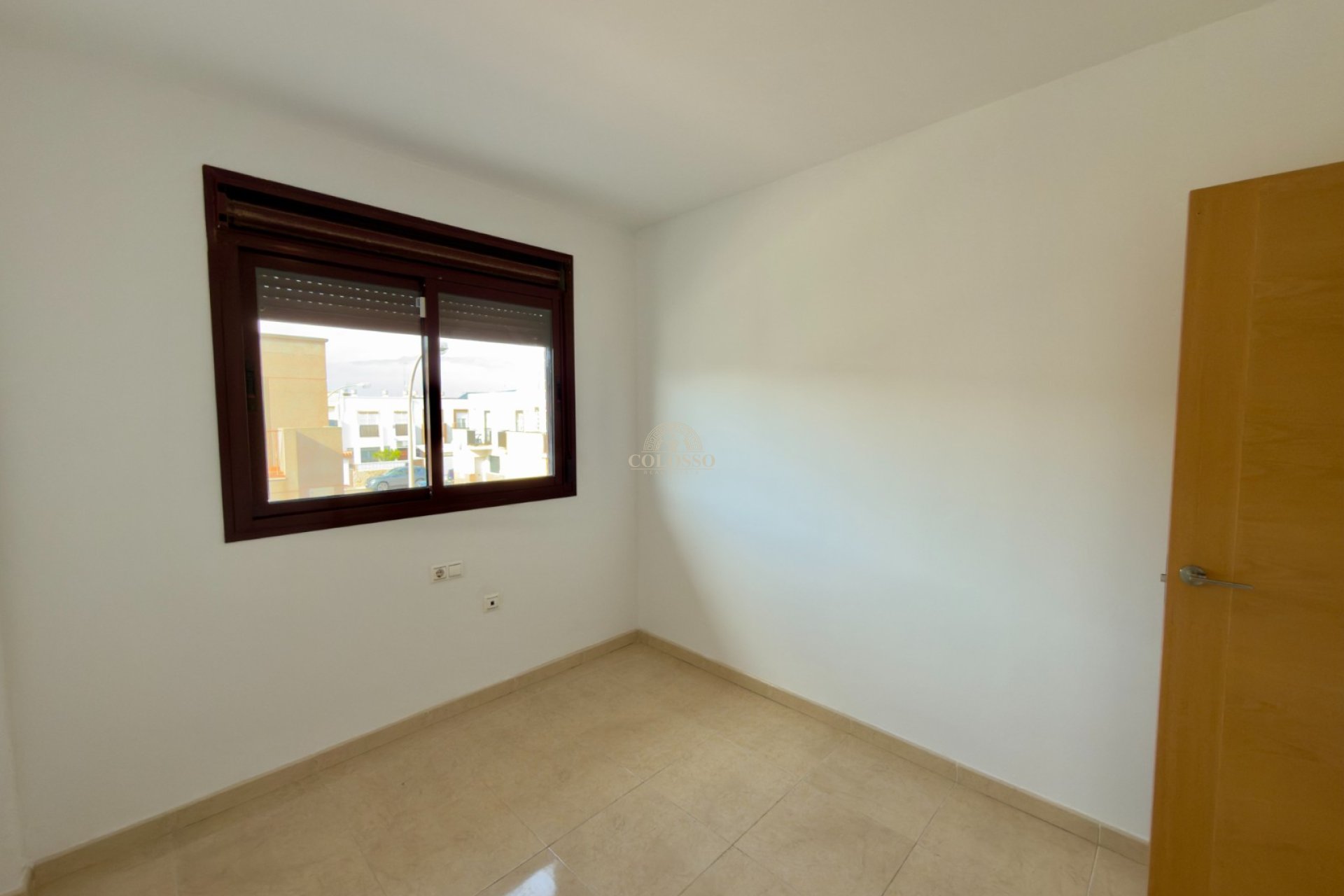 Resale - Apartment / flat -
Alsodux - ALMERIA