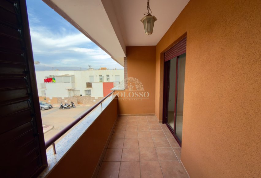 Resale - Apartment / flat -
Alsodux - ALMERIA