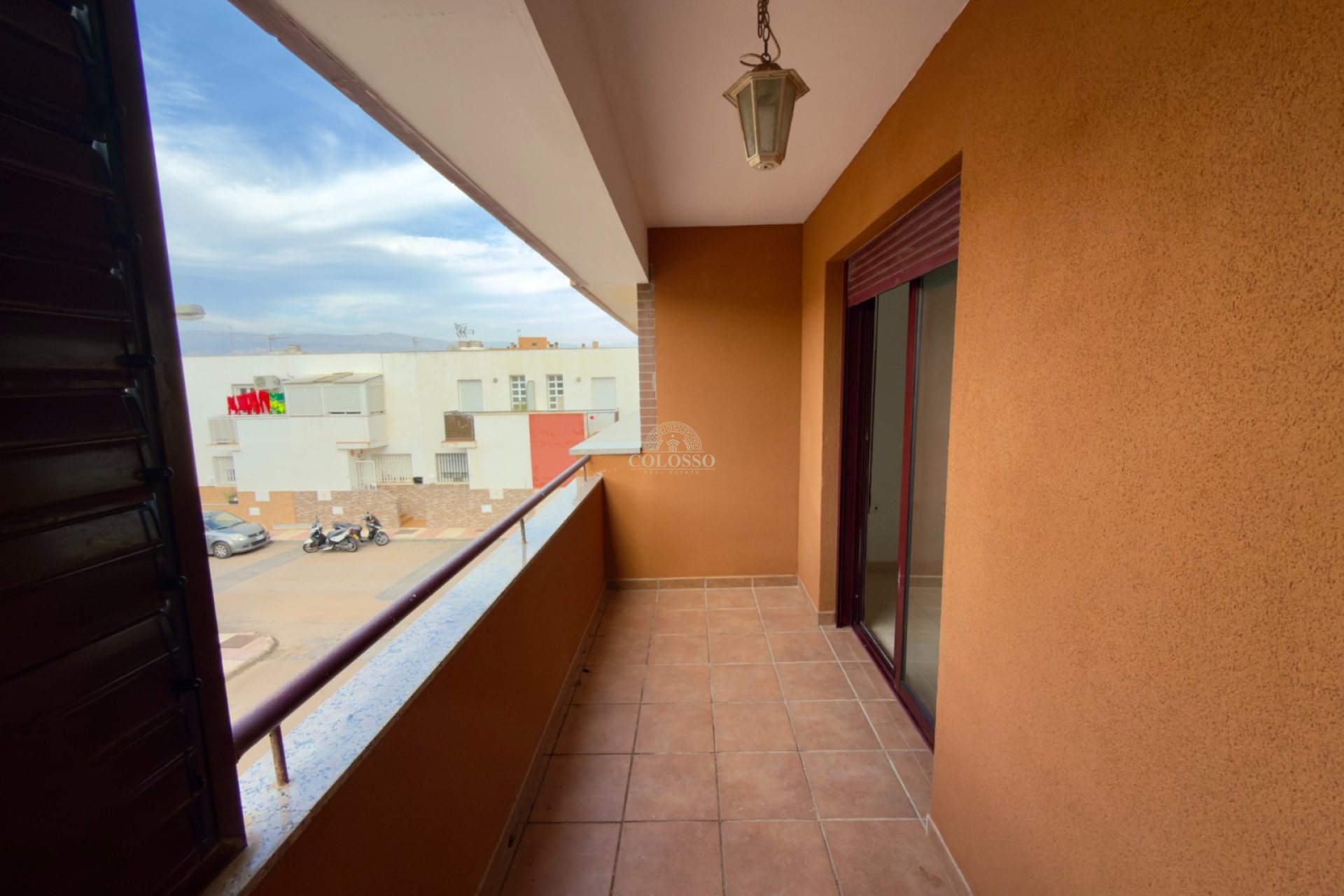 Resale - Apartment / flat -
Alsodux - ALMERIA