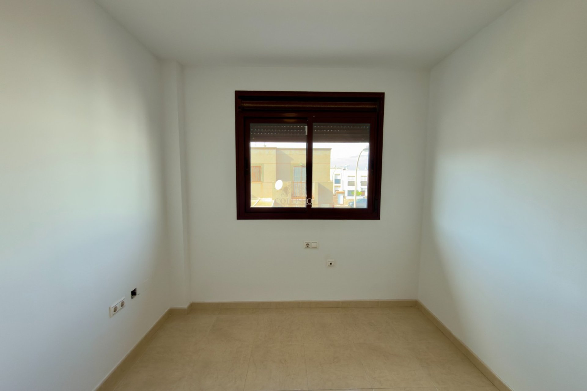 Resale - Apartment / flat -
Alsodux - ALMERIA