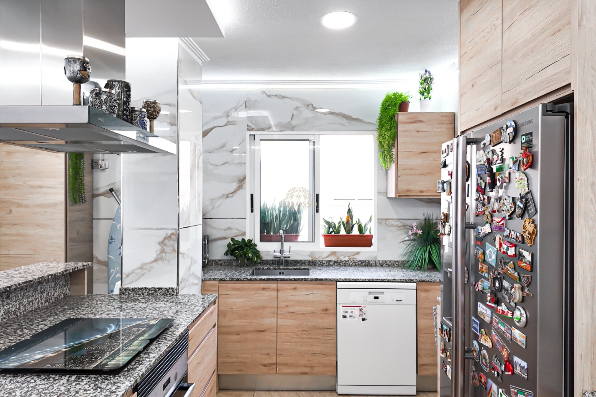 Resale - Apartment / flat -
Rafal