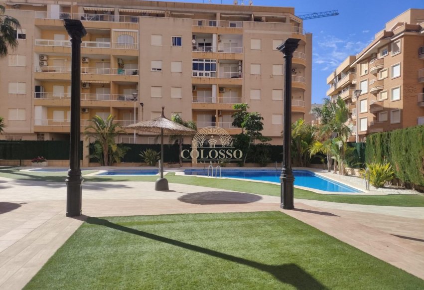 Resale - Ático Dúplex -
Torrevieja - Aldea del mar