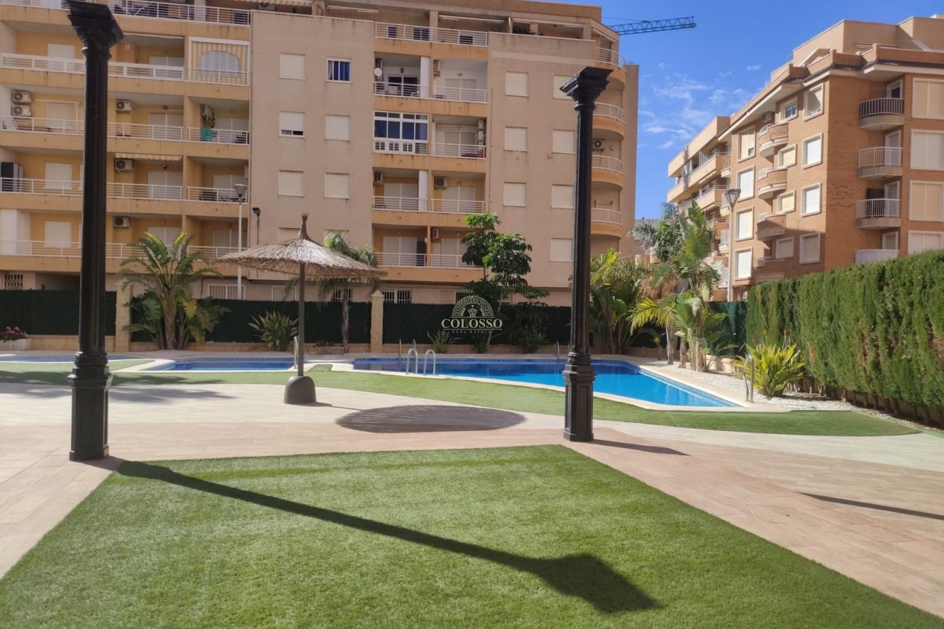 Resale - Ático Dúplex -
Torrevieja - Aldea del mar