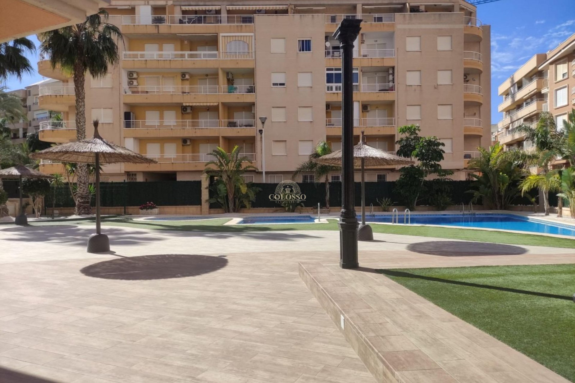 Resale - Ático Dúplex -
Torrevieja - Aldea del mar