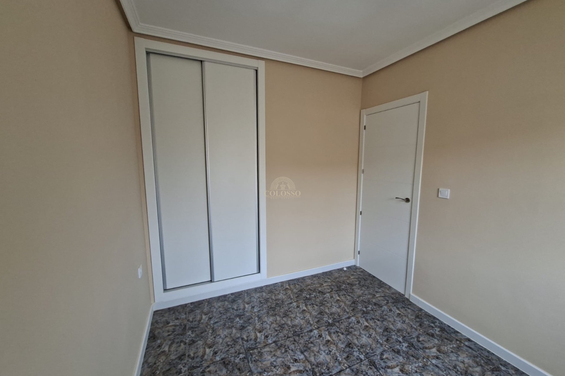 Resale - Bungalow -
Orihuela Costa - La Zenia