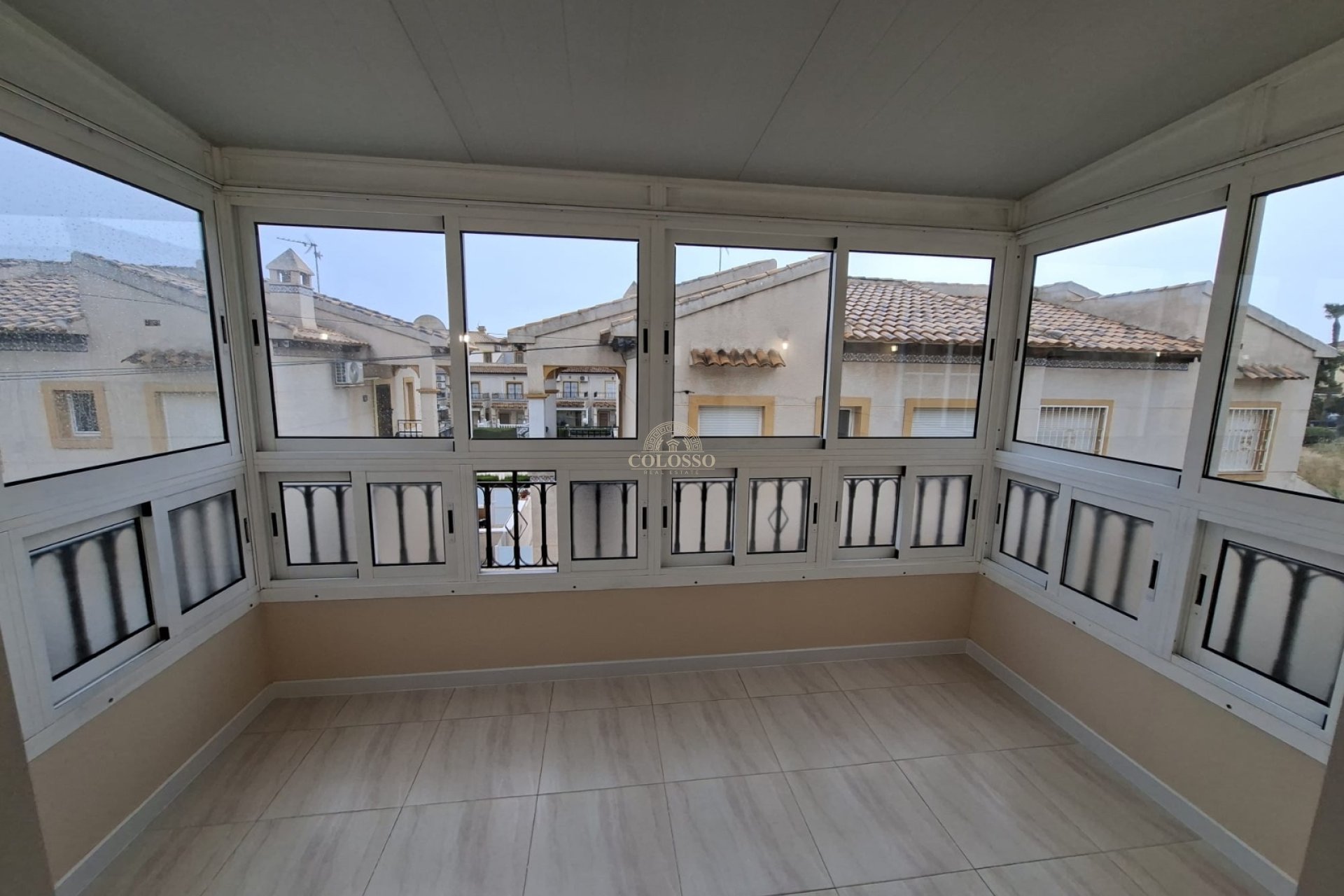 Resale - Bungalow -
Orihuela Costa - La Zenia