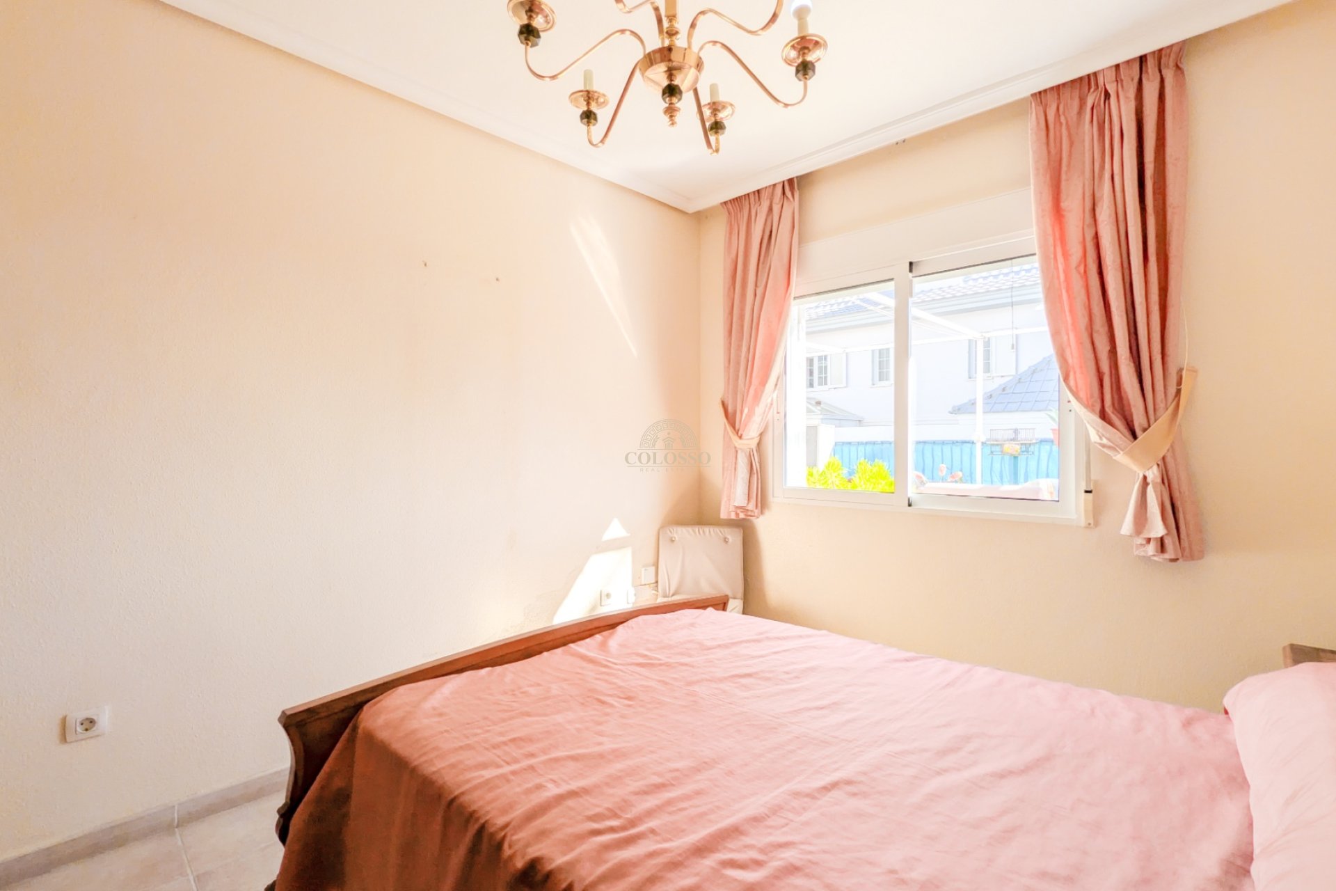 Resale - Bungalow Planta Baja -
Torrevieja - La veleta