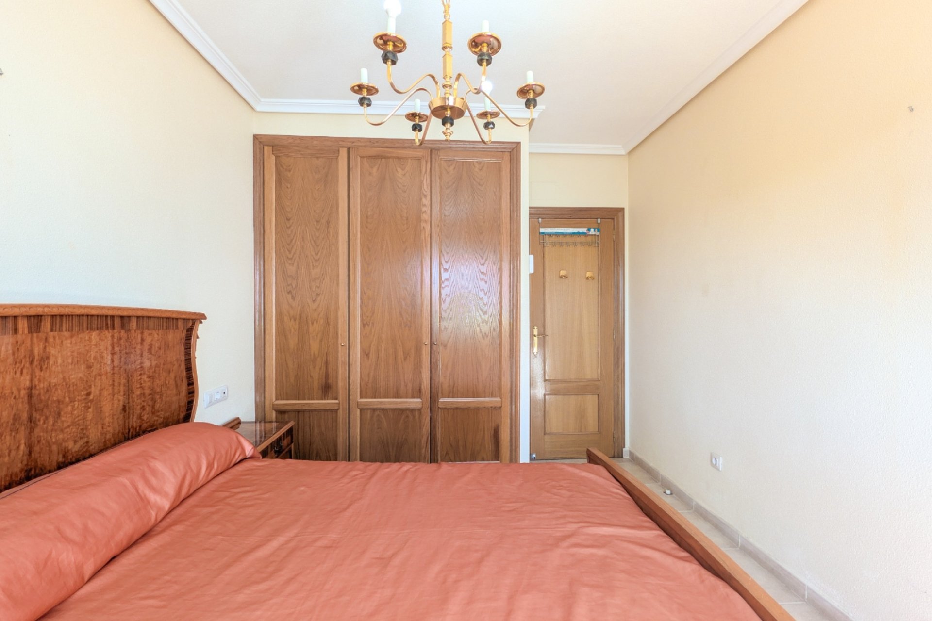 Resale - Bungalow Planta Baja -
Torrevieja - La veleta