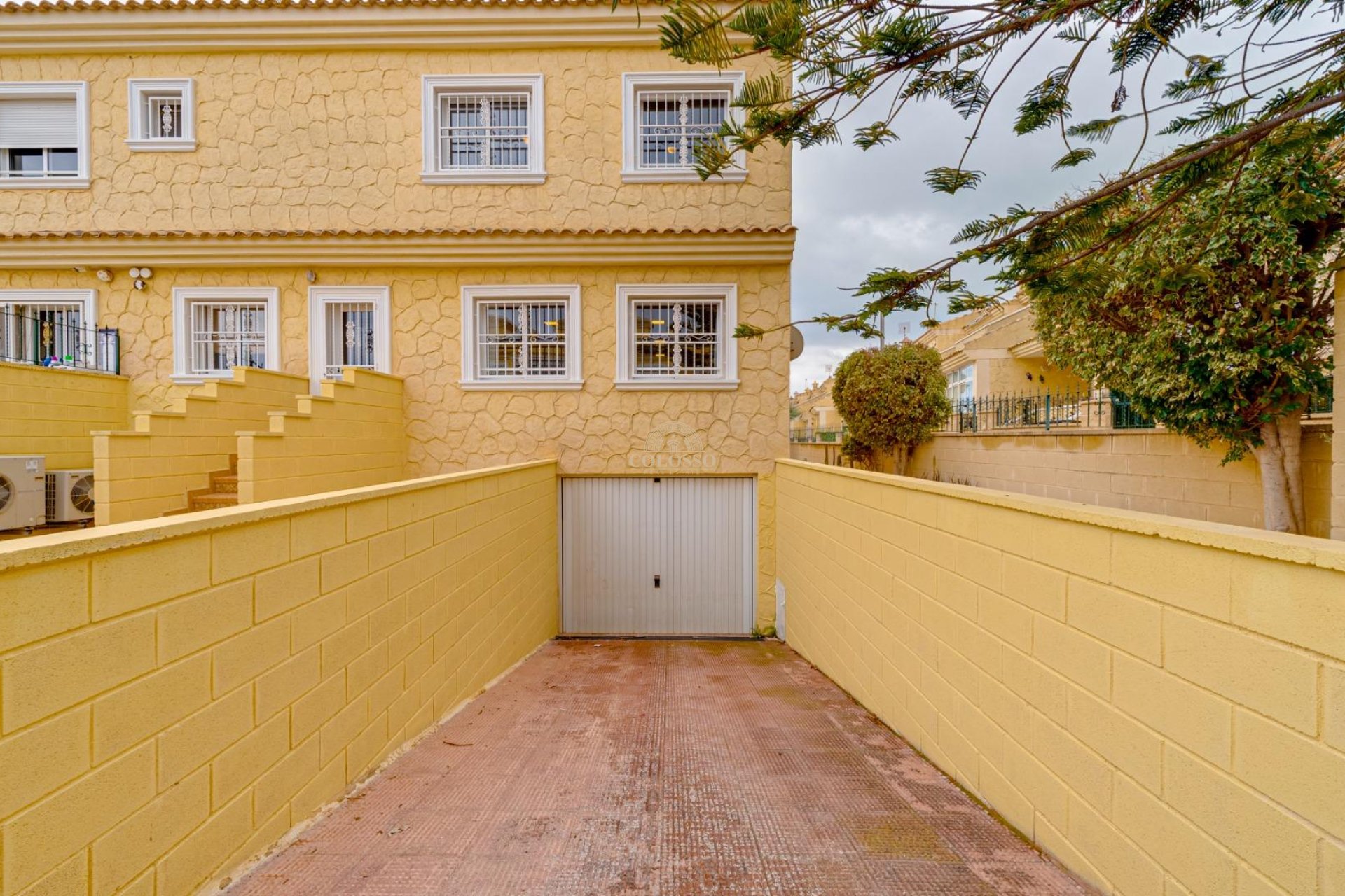 Resale - Bungalow -
Torrevieja - Los altos
