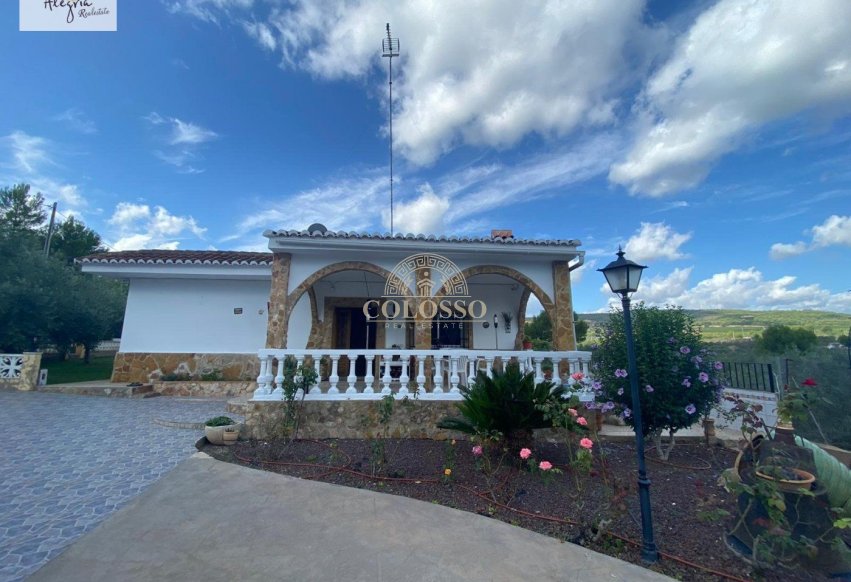 Resale - Casa con terreno -
Algimia de Alfara - Algimia de alfara