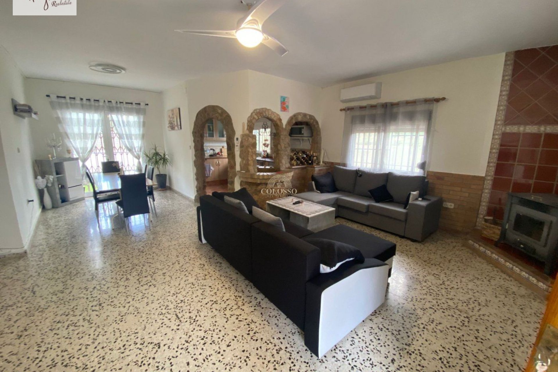 Resale - Casa con terreno -
Algimia de Alfara - Algimia de alfara