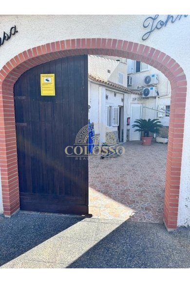 Resale - Casa -
Orihuela Costa - Cabo Roig