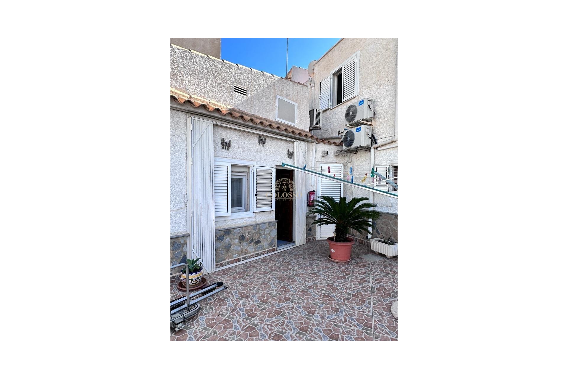 Resale - Casa -
Orihuela Costa - Cabo Roig