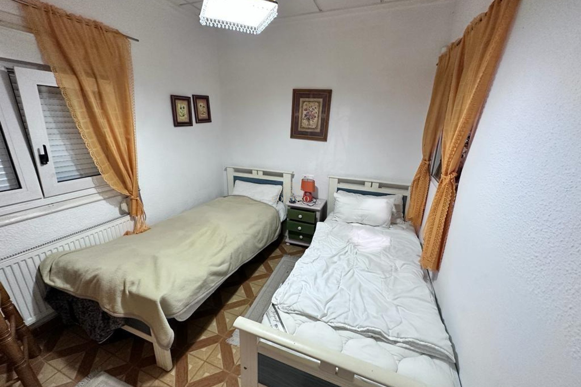 Resale - Casa -
Orihuela Costa - Cabo Roig
