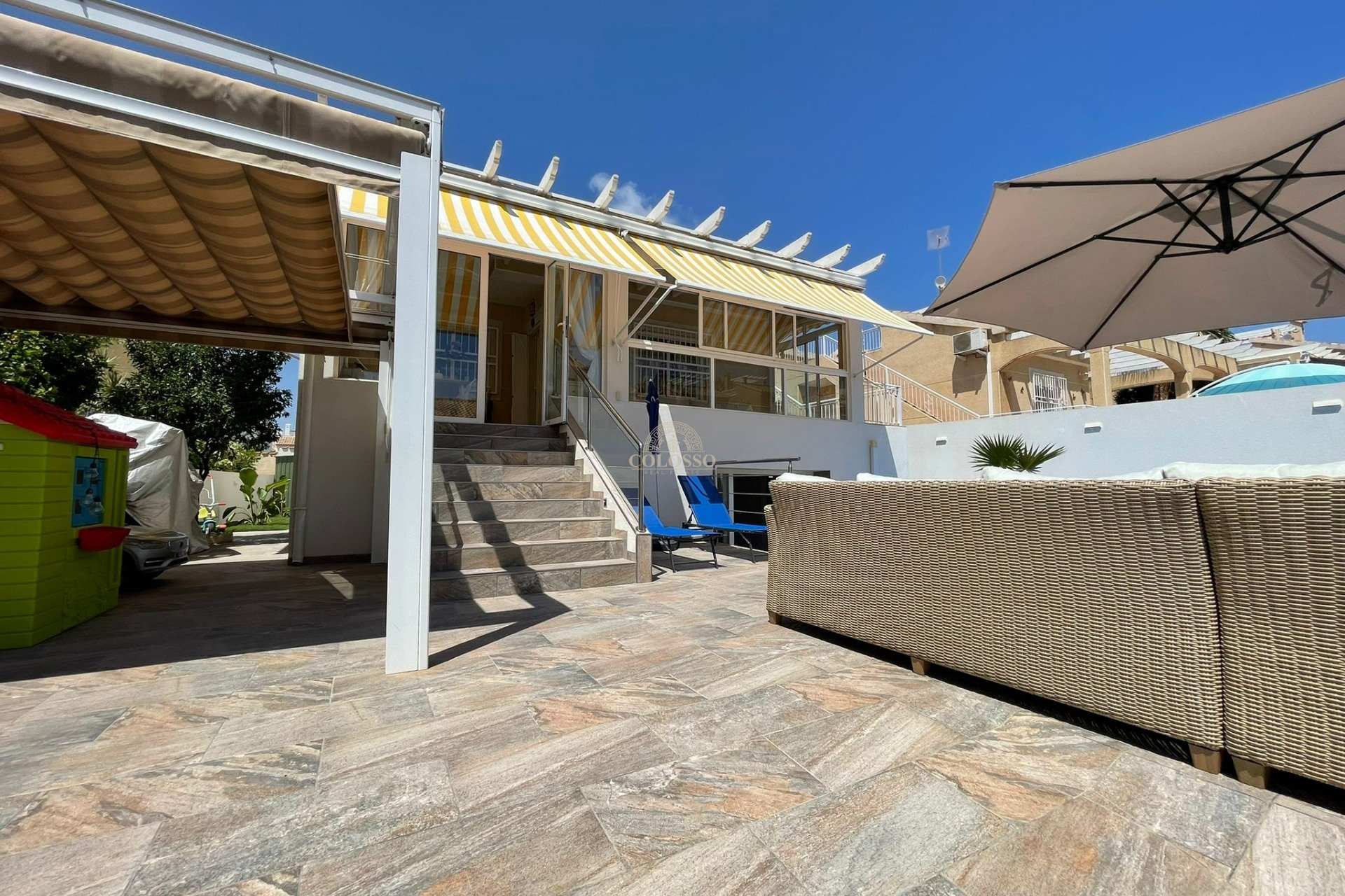 Resale - Casa -
Orihuela Costa - Los Altos
