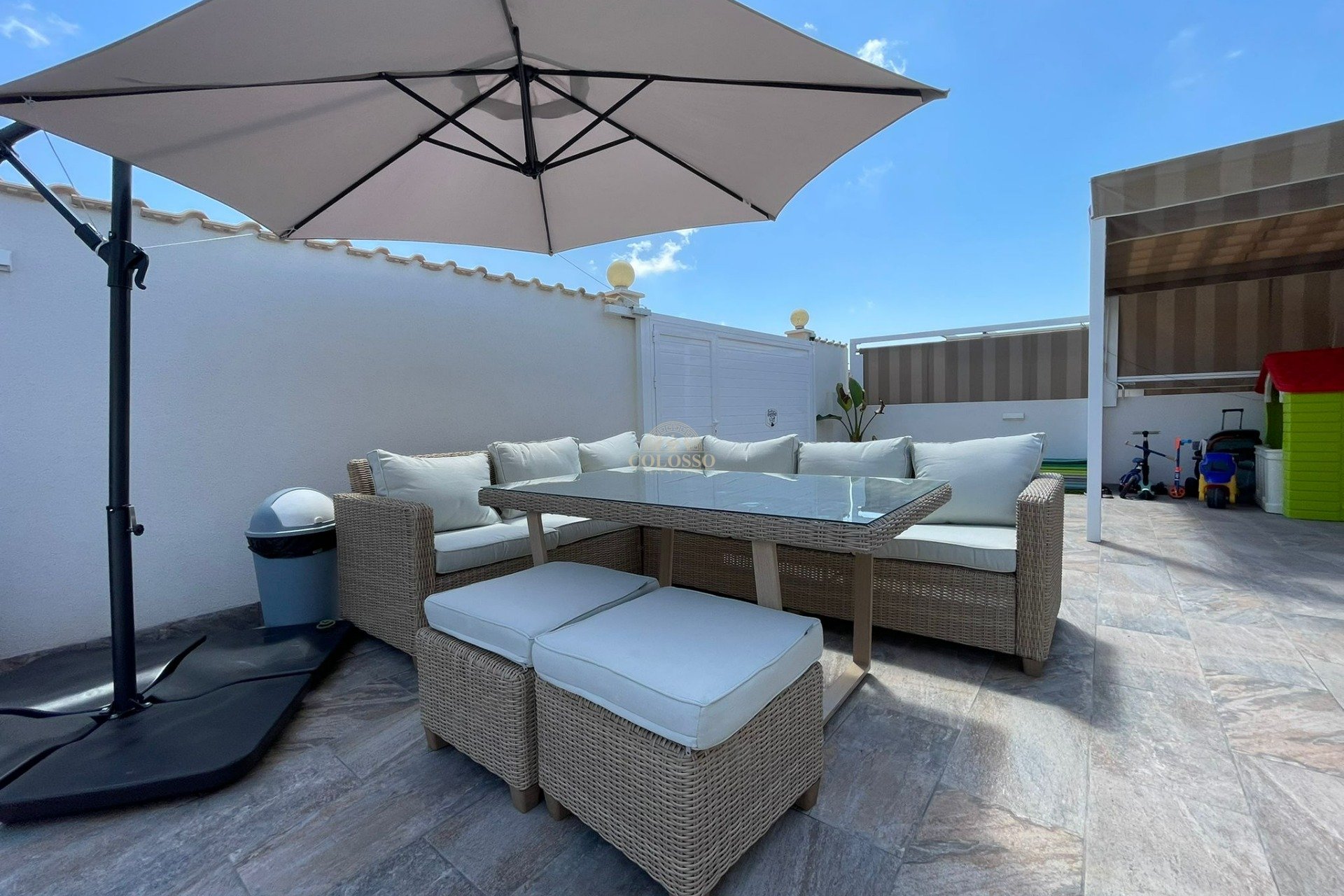 Resale - Casa -
Orihuela Costa - Los Altos