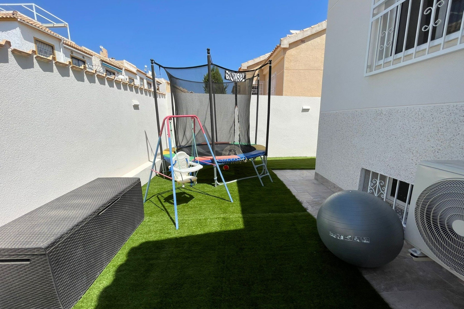 Resale - Casa -
Orihuela Costa - Los Altos