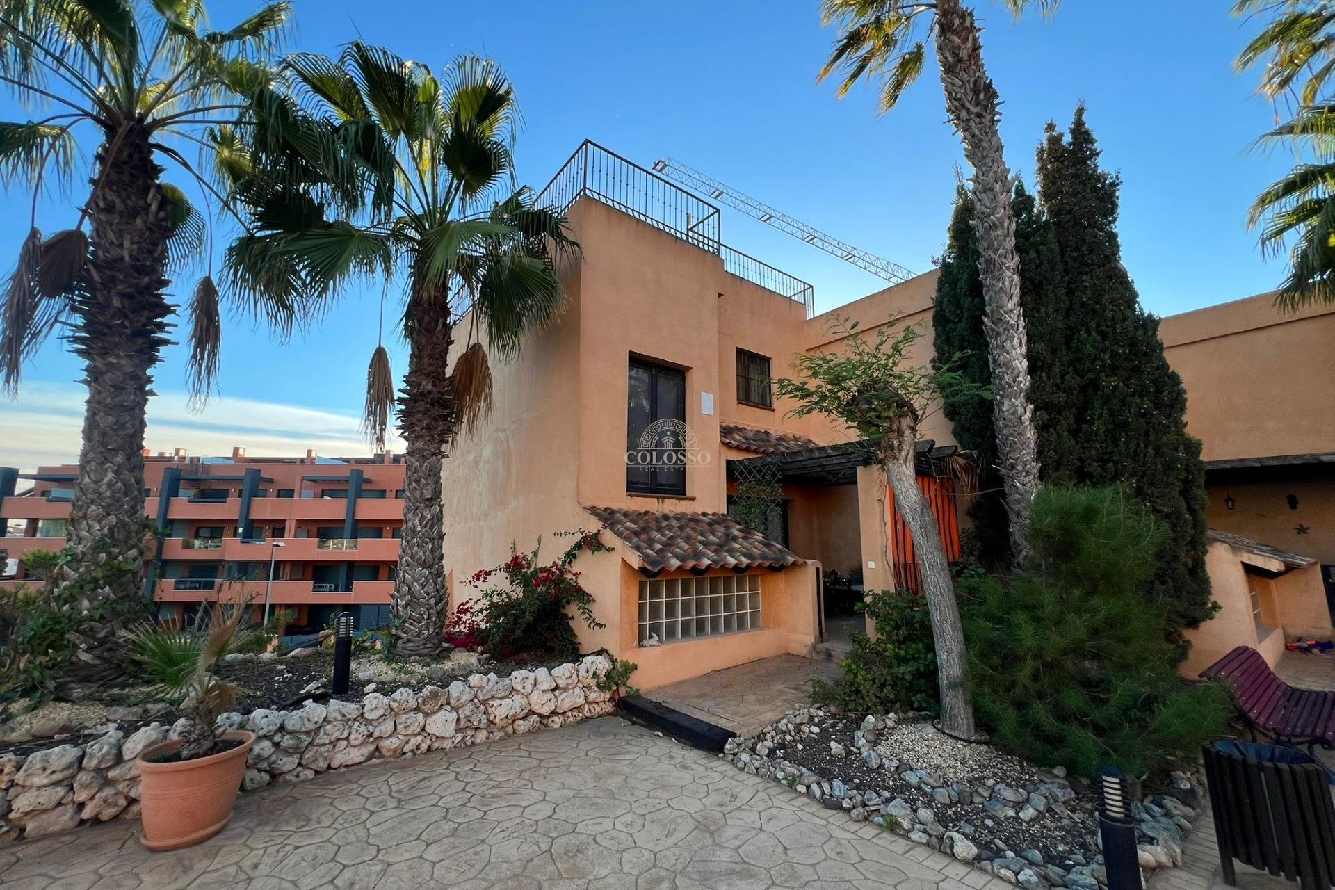 Resale - Casa Tipo Dúplex -
Orihuela Costa - Villamartín